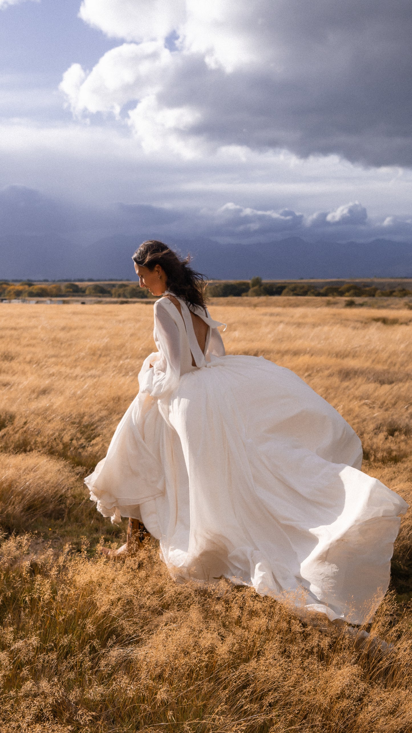 When the Moon is Out Sample