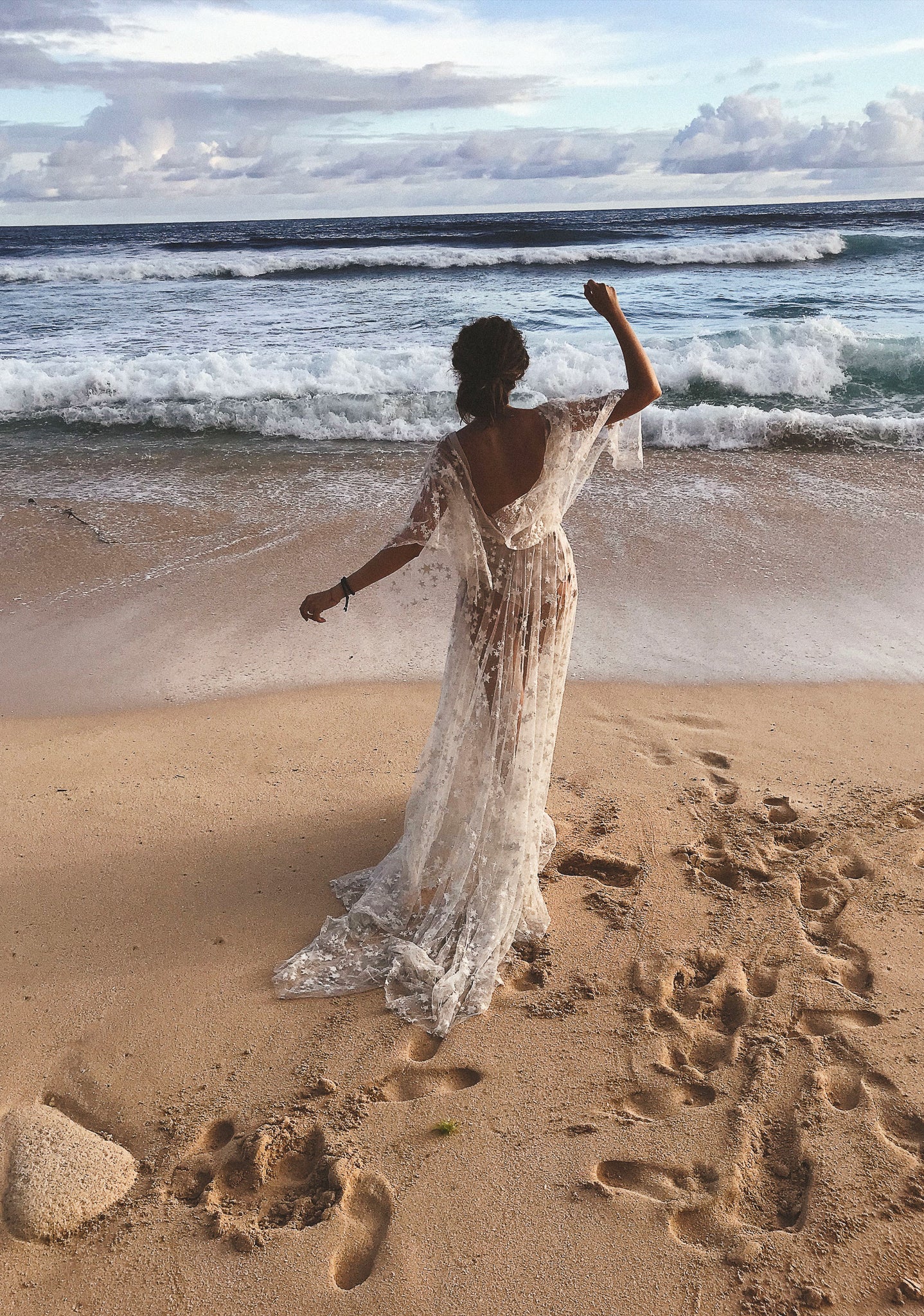 Fairytale Ethereal Dream Elegant Modern Long Sleeve Wedding Dress with Stars