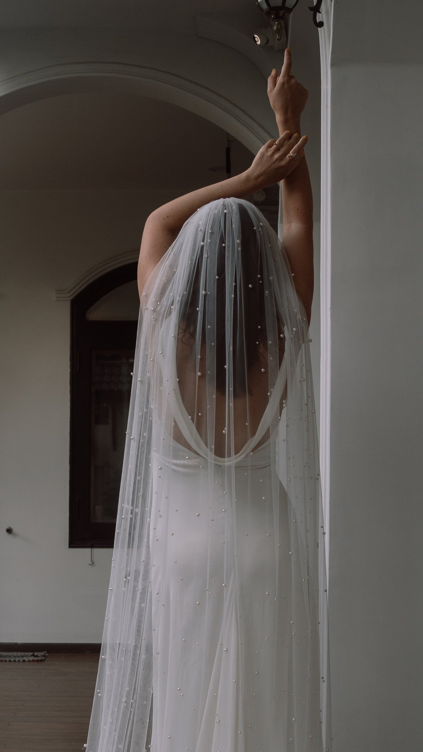 Pearl Cascade Veil
