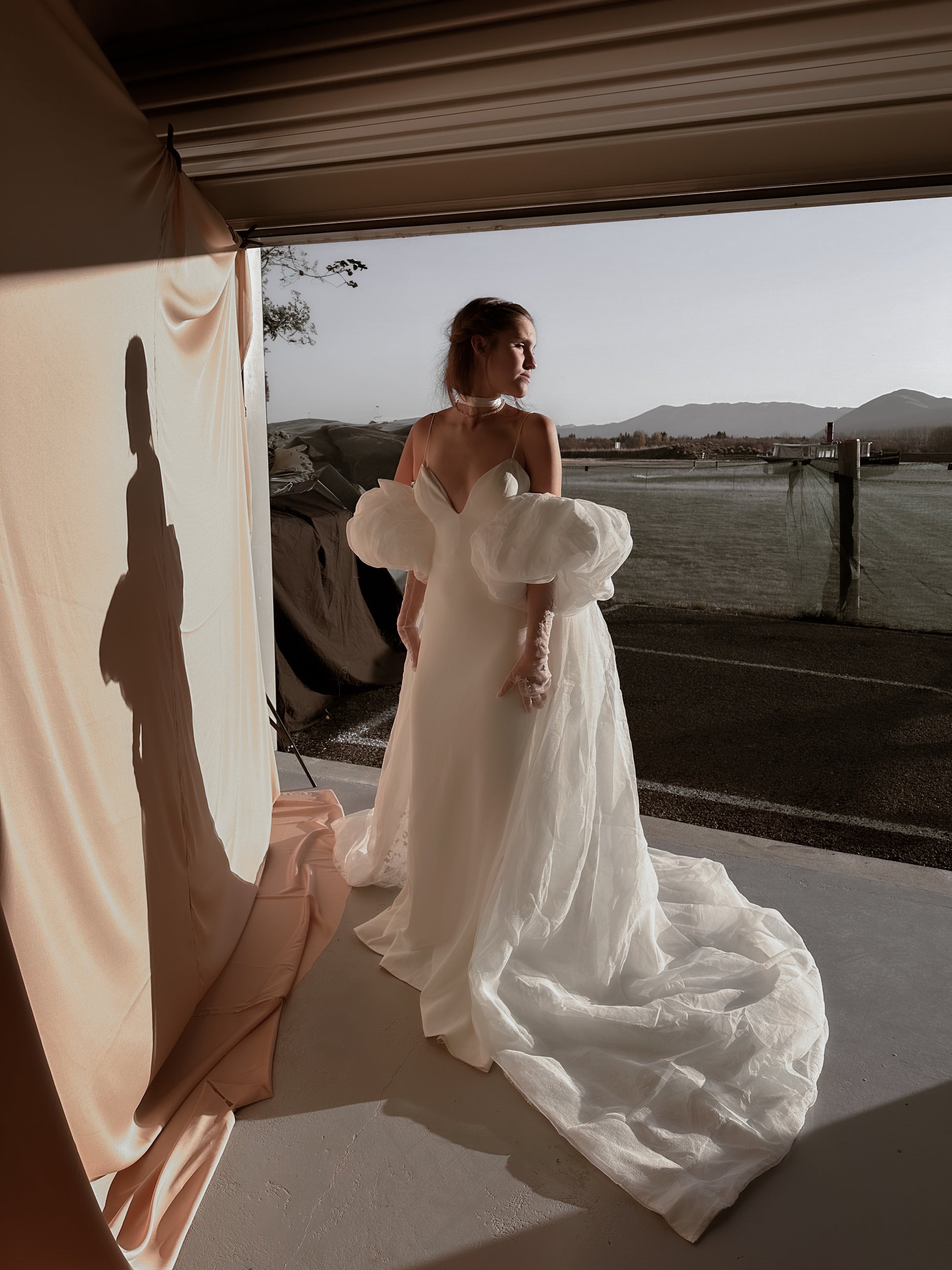 long puff sleeve wedding dress Vintage Cape for Modern Elegant Bride