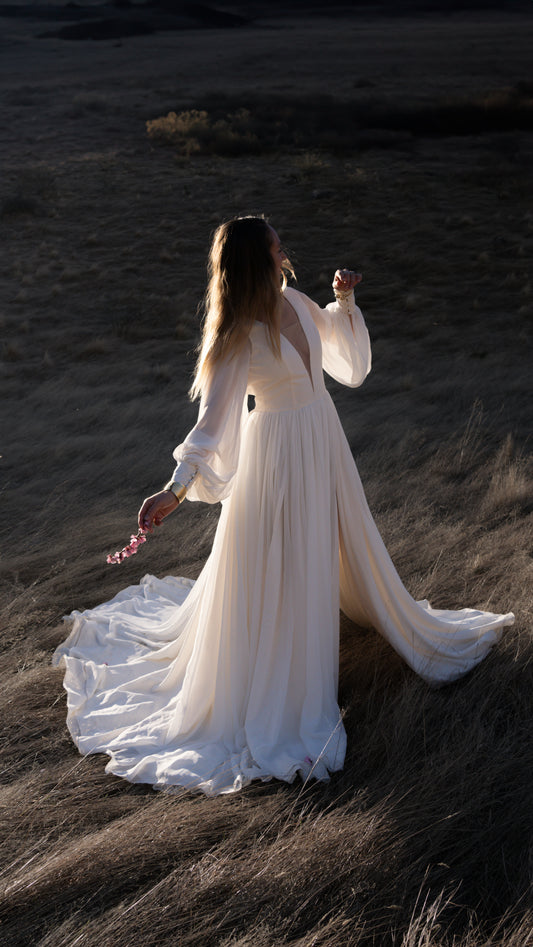 When the Moon is Out Sample