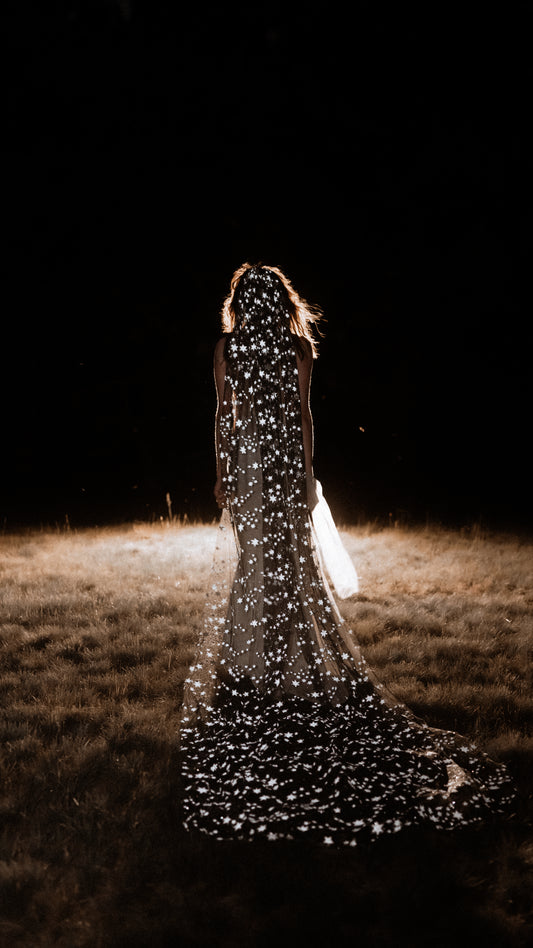 Milky Way Veil Black