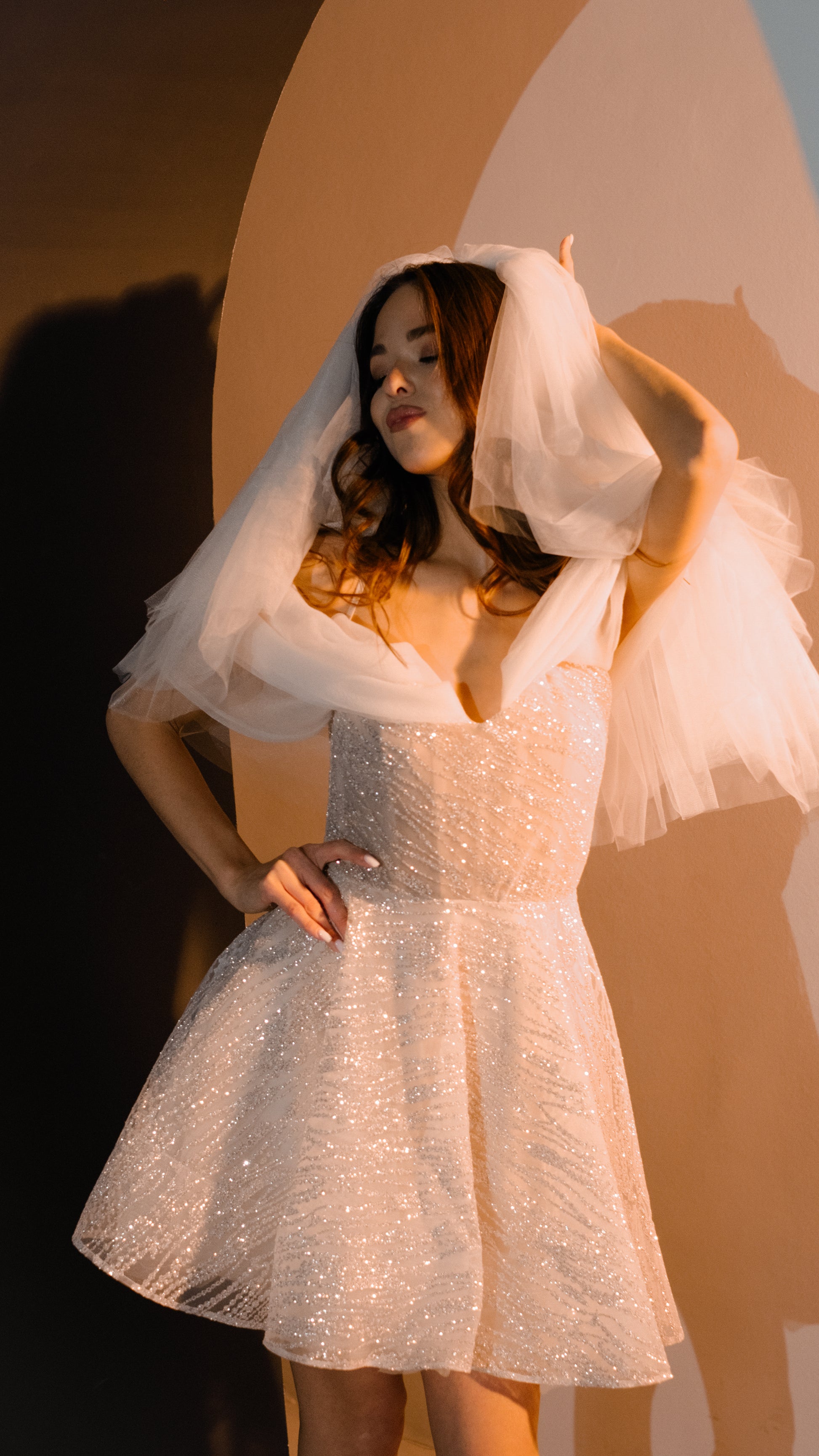 Sparkly Mini Short Wedding Dress: Perfect Vogue Bride Reception