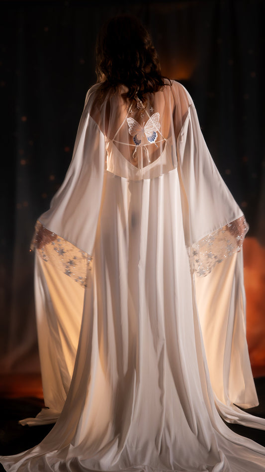 metamorphosisrobe_getting_ready_outfit_for_wedding_ephemeris_bridal 