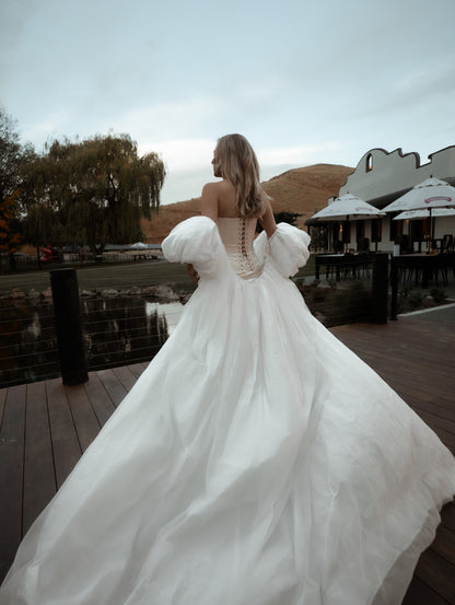 Aura Cape