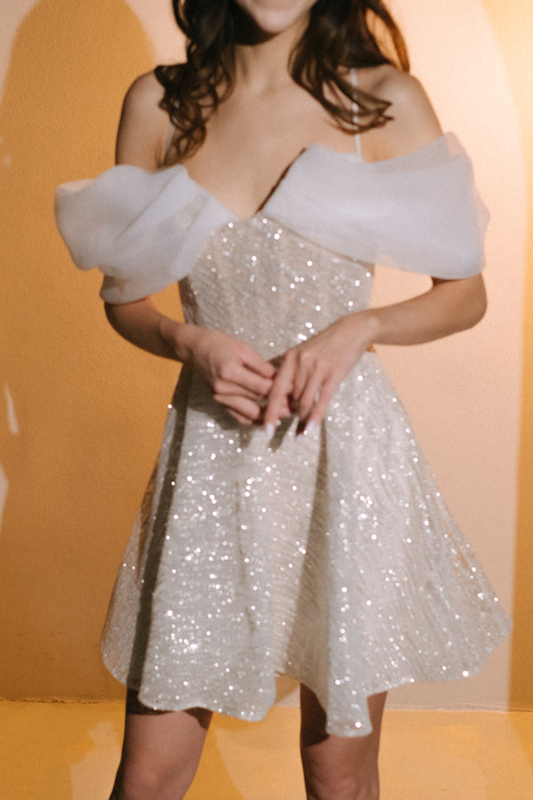 Sparkly Mini Short Wedding Dress: Perfect Vogue Bride Reception Outfit ...