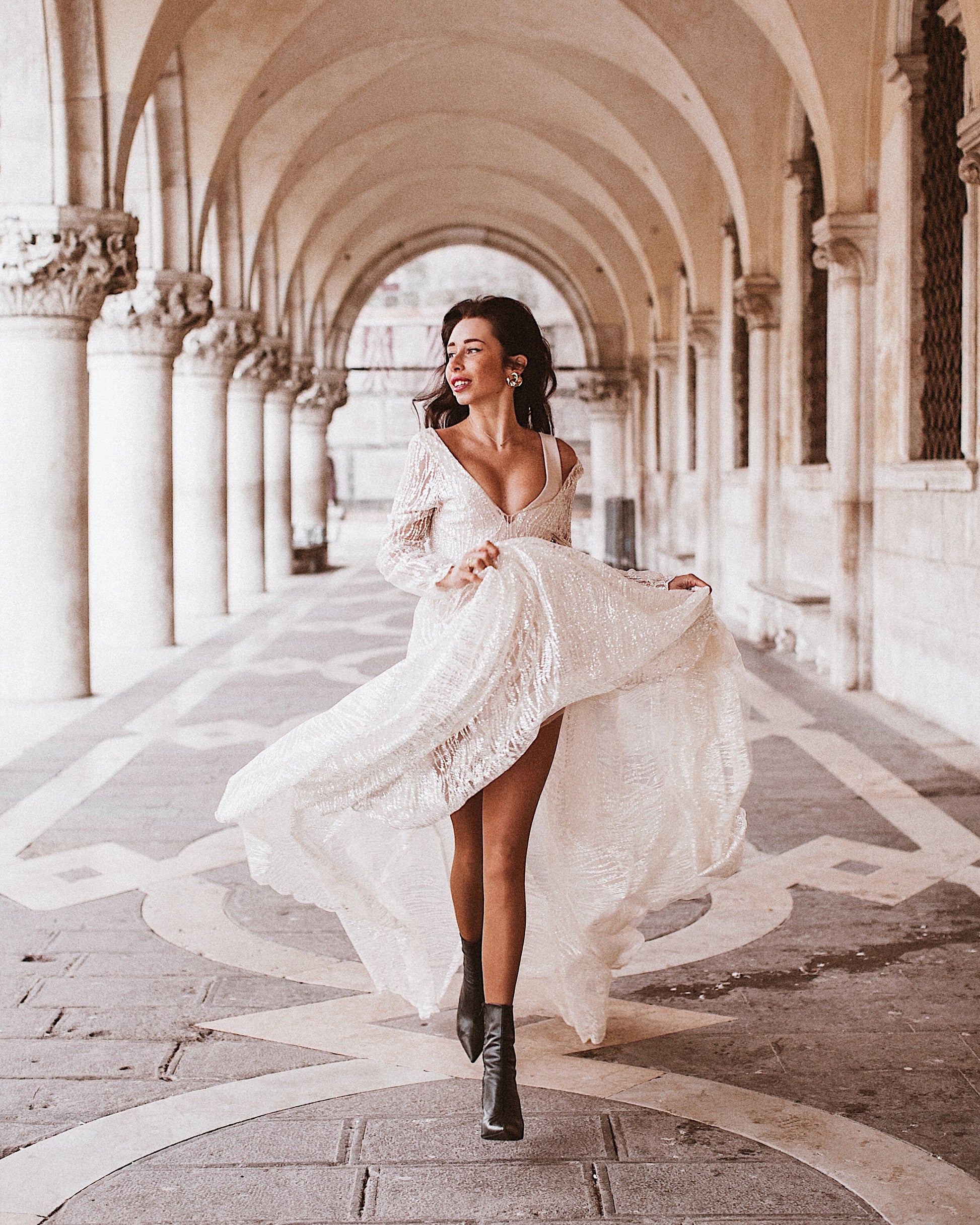 Pleated Detachable Tulle Sleeves for Romantic Fairytale Wedding Dress 2024